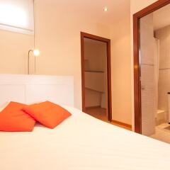 Отель Montaber Apartments - Plaza España Испания, Барселона - отзывы, цены и фото номеров - забронировать отель Montaber Apartments - Plaza España онлайн комната для гостей фото 3