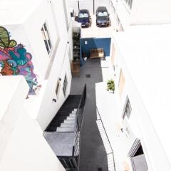 Отель Hostellicious городской автобус