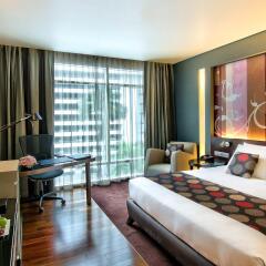 Отель Park Plaza Bangkok Soi 18 комната для гостей фото 3