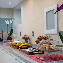Отель Suites Coben Apartamentos Amueblados Мехико в номере
