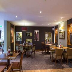 Отель Premier Inn London St.Pancras гостиничный бар