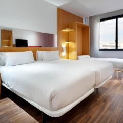 Отель SB Icaria barcelona Испания, Барселона - 8 отзывов об отеле, цены и фото номеров - забронировать отель SB Icaria barcelona онлайн комната для гостей