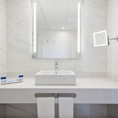 Отель Best Complejo Negresco Испания, Салоу - 8 отзывов об отеле, цены и фото номеров - забронировать отель Best Complejo Negresco онлайн ванная