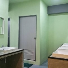 Samsen 8 Hostel Бангкок ванная