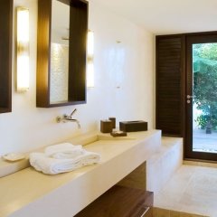 Villa Amancaya in Gustavia, Saint Barthelemy from 4793$, photos, reviews - zenhotels.com bathroom photo 2
