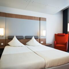 Отель Novotel München Messe Германия, Мюнхен - 4 отзыва об отеле, цены и фото номеров - забронировать отель Novotel München Messe онлайн комната для гостей фото 3