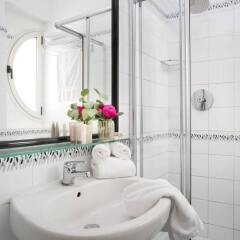 Hotel Continental Rimini Римини ванная