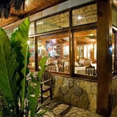 Hotel Jaguar Inn Tikal гостиничный бар