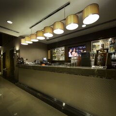 Отель Titanic City Taksim гостиничный бар