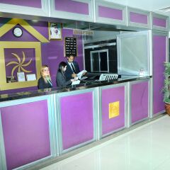 Golden Square Hotel Apartments интерьер отеля