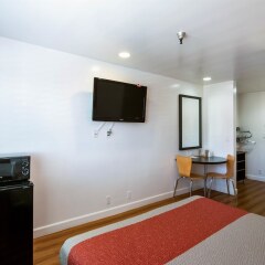 Отель Floral Inn Монтерей-Парк фото 5