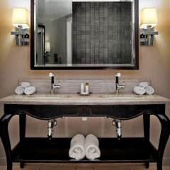 Virgin Hotels Las Vegas, Curio Collection by Hilton in Las Vegas, United States of America from 178$, photos, reviews - zenhotels.com bathroom