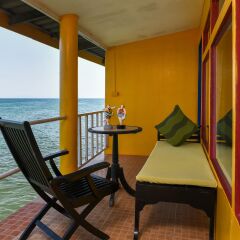 Отель Lareena Resort Koh Larn Pattaya Таиланд, Ко-Лан - отзывы, цены и фото номеров - забронировать отель Lareena Resort Koh Larn Pattaya онлайн пляж
