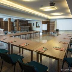 Henlex Hotel