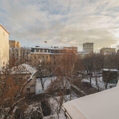 Отель GMApartments 3 rooms at Patriarshie Ponds Москва балкон