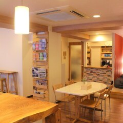 Отель K's House Tokyo Токио гостиничный бар