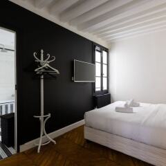 Отель Bauhaus Magic in the Marais Париж комната для гостей фото 4