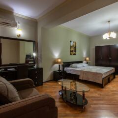 Hotel Penthouse сейф в номере