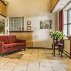 Отель Quality Suites Quebec City Канада, Квебек - отзывы, цены и фото номеров - забронировать отель Quality Suites Quebec City онлайн интерьер отеля фото 3