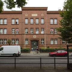 Отель Pension Guesthouse Berlin парковка