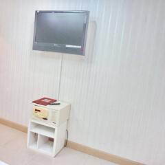Отель Diamond Residence сейф в номере