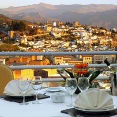Отель Leonardo Hotel Granada Испания, Гранада - отзывы, цены и фото номеров - забронировать отель Leonardo Hotel Granada онлайн балкон
