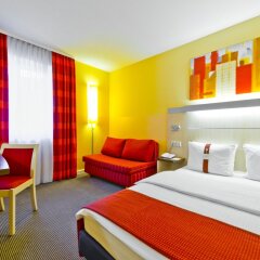 Отель Holiday Inn Express Frankfurt Messe комната для гостей фото 5