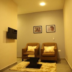 Отель Kiniz Luxury Apartments Нигерия, Уйо - отзывы, цены и фото номеров - забронировать отель Kiniz Luxury Apartments онлайн комната для гостей фото 3
