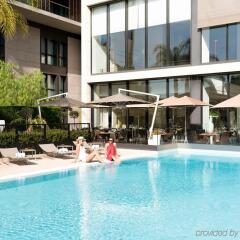 Отель Novotel Monte-Carlo бассейн