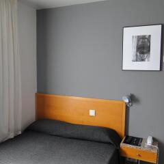 Отель Hostal Lami комната для гостей фото 11