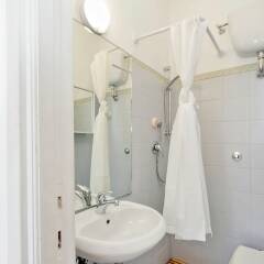 Отель Piazza Navona Contemporary Luxury Terrace - HOV 51584 ванная