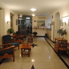 Отель Hostal Italia Испания, Фуэнхирола - отзывы, цены и фото номеров - забронировать отель Hostal Italia онлайн интерьер отеля фото 2