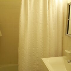 Отель Chelsea West 30th Street - 1BR Apartment США, Нью-Йорк - отзывы, цены и фото номеров - забронировать отель Chelsea West 30th Street - 1BR Apartment онлайн ванная