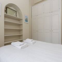 Отель 2 Bedroom Apartment In Knightsbridge Великобритания, Лондон - отзывы, цены и фото номеров - забронировать отель 2 Bedroom Apartment In Knightsbridge онлайн комната для гостей фото 3