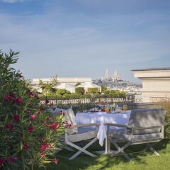 Отель The Peninsula Paris Франция, Париж - 1 отзыв об отеле, цены и фото номеров - забронировать отель The Peninsula Paris онлайн бассейн