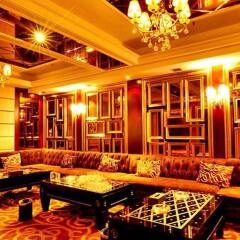 National Jade Hotel развлечения