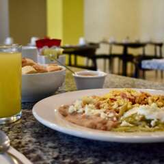 Country Hotel and Suites питание