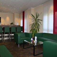 Отель INVITE Hotel Nürnberg City Германия, Нюрнберг - 2 отзыва об отеле, цены и фото номеров - забронировать отель INVITE Hotel Nürnberg City онлайн интерьер отеля фото 2
