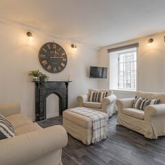 Апартаменты Royal Mile 5 BR Apartment nr Castle Эдинбург комната для гостей фото 2