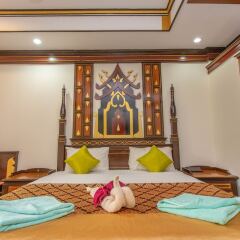Отель Aonang Ayodhaya Beach Resort сейф в номере