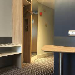 Отель Holiday Inn Express Geneva Airport Швейцария, Мерен - отзывы, цены и фото номеров - забронировать отель Holiday Inn Express Geneva Airport онлайн сауна