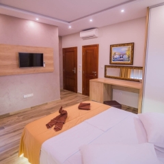 Отель Butua Residence 4* Стандартный номер с двуспальной кроватью фото 13