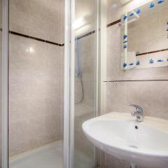 Отель Modern Hôtel Montmartre ванная фото 2