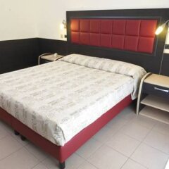 Hotel Arno Римини комната для гостей фото 3