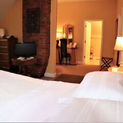 Отель 50 Lincoln Short North Bed and Breakfast спа