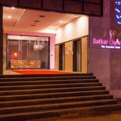 Hotel Satkar Grande in Thane, India from 74$, photos, reviews - zenhotels.com hotel interior