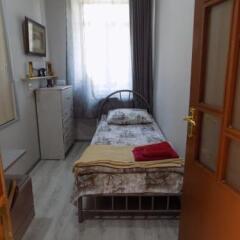Отель GASPAR Family Homes_1 Армения, Гюмри - отзывы, цены и фото номеров - забронировать отель GASPAR Family Homes_1 онлайн комната для гостей фото 3