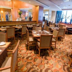 Отель Hilton Garden Inn Montreal Centre-Ville Канада, Монреаль - отзывы, цены и фото номеров - забронировать отель Hilton Garden Inn Montreal Centre-Ville онлайн питание фото 3