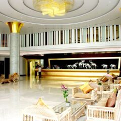 Aiyara Grand Hotel интерьер отеля фото 2
