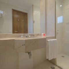 Отель Estanplaza Paulista Бразилия, Сан-Паулу - отзывы, цены и фото номеров - забронировать отель Estanplaza Paulista онлайн ванная
